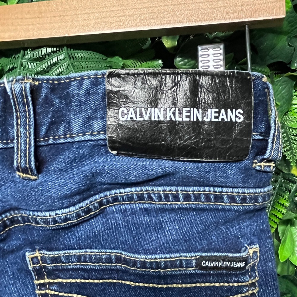 Calvin Klein Jeans Denim Shorts Boys Size 12 Frayed Hem Dark Wash Boys 2854 - Picture 7 of 9